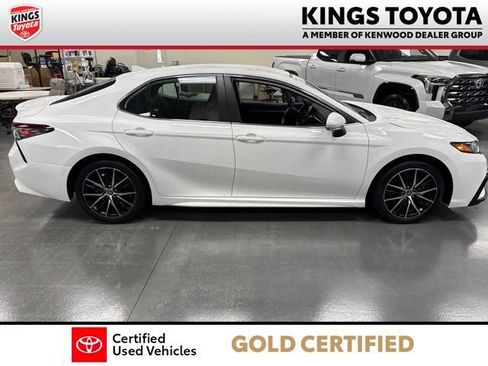 Certified 2024 Toyota Camry SE FWD image 9