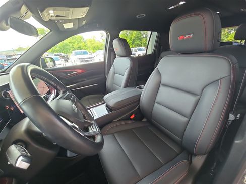 Used 2025 Chevrolet Traverse Z71 AWD/4WD image 19