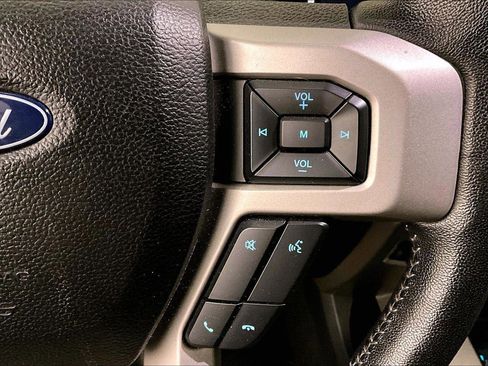 Certified 2020 Ford F250 Lariat w/ Lariat Ultimate Package image 18