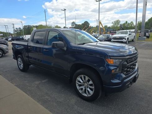 Used 2022 Chevrolet Silverado 1500 Custom image 7