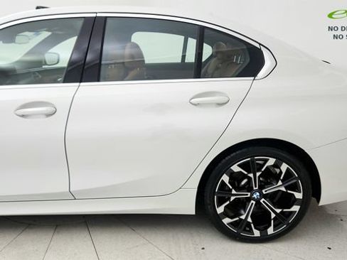 Used 2025 BMW 330i Sedan RWD image 19