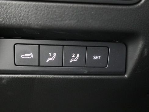 Certified 2025 MAZDA CX-70 Plug-In Hybrid w/ Premium Pkg image 31