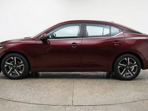 Used 2025 Nissan Sentra SV FWD image 4