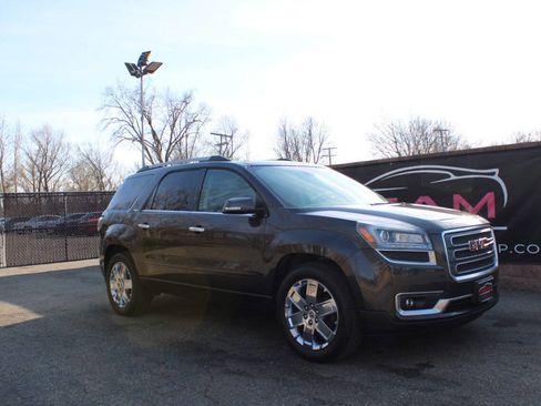 Used 2017 GMC Acadia Limited SLT image 4