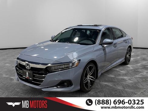 Used 2022 Honda Accord Touring image 8