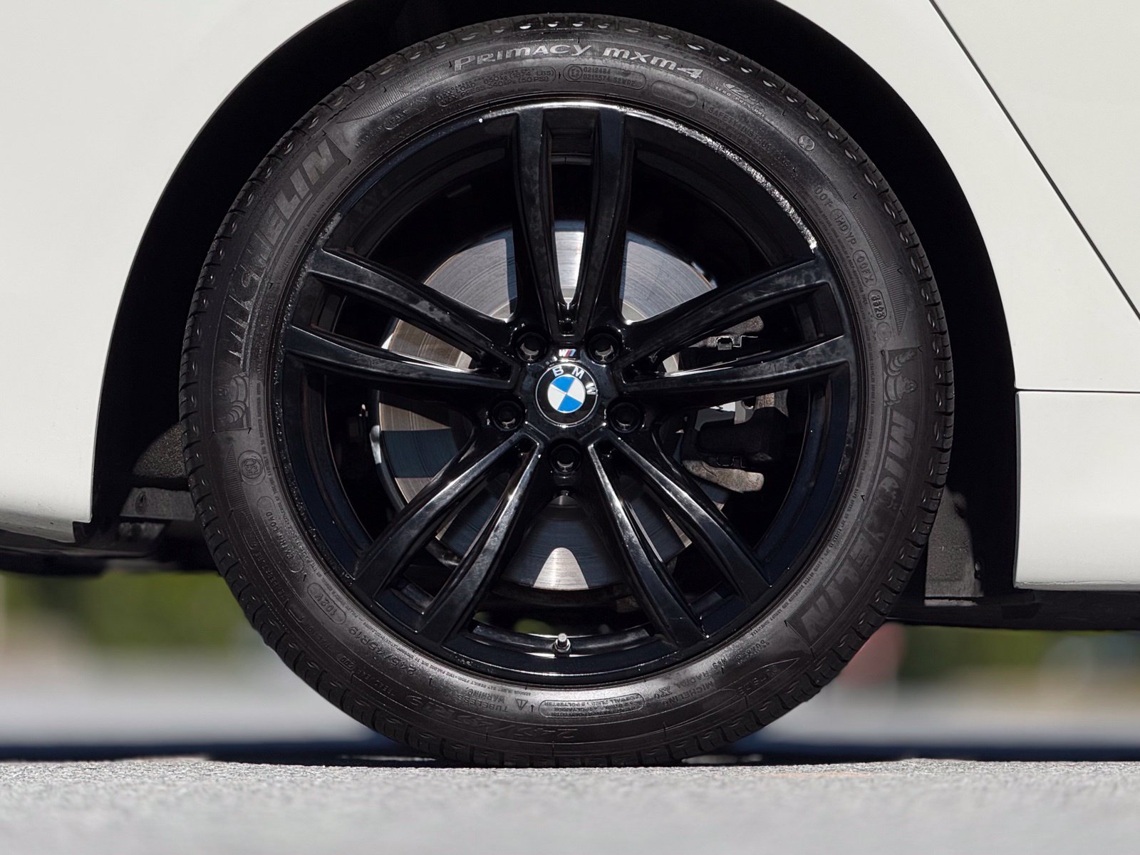 Used 2018 BMW 750i RWD image 18