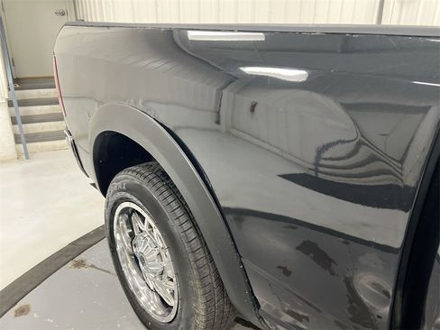 Used 2010 Dodge Ram 1500 Truck ST w/ SXT Appearance Group image 33