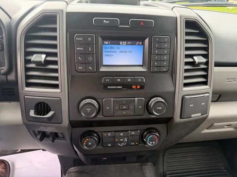 Used 2020 Ford F350 XL w/ Power Equipment Group RWD image 44