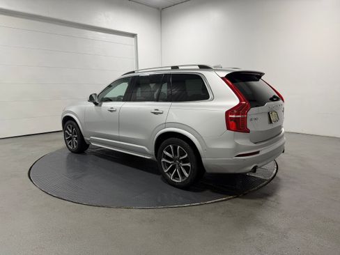 Used 2018 Volvo XC90 T5 Momentum w/ Convenience Package image 25