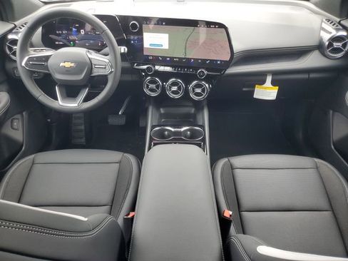 New 2025 Chevrolet Blazer EV LT image 12