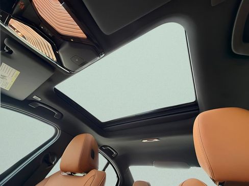 New 2026 BMW 330i Sedan w/ Premium Package RWD image 16