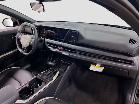 New 2025 Kia K4 GT-Line Turbo image 30
