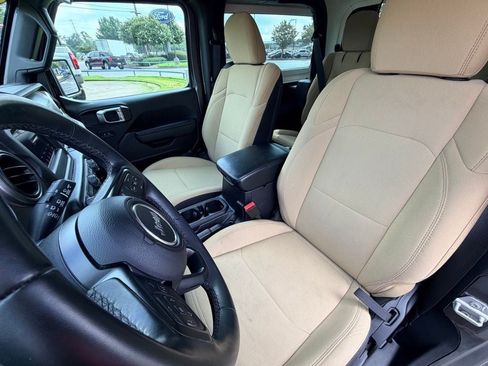 Used 2022 Jeep Wrangler Sport AWD/4WD image 23