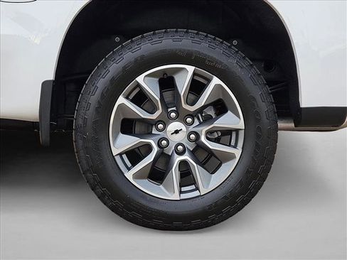 New 2026 Chevrolet Silverado 1500 RST AWD/4WD image 10