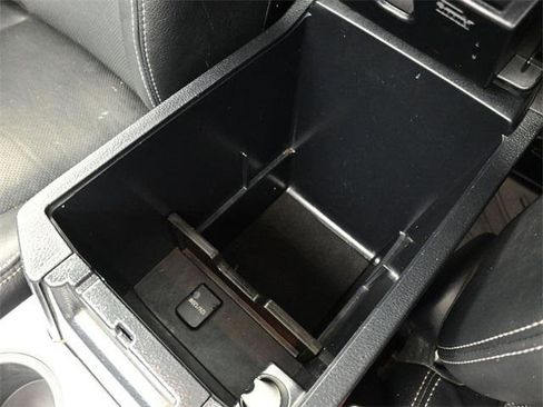 Certified 2016 Toyota 4Runner Limited image 9