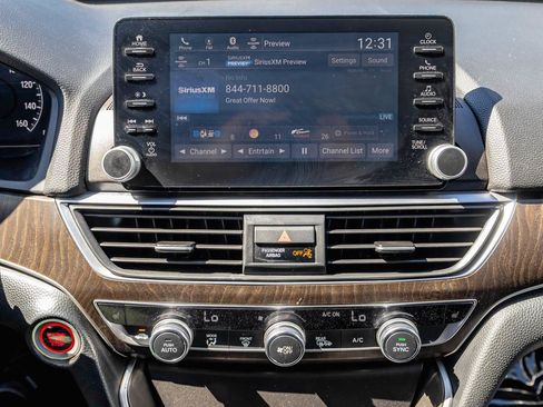 Used 2018 Honda Accord EX-L image 10