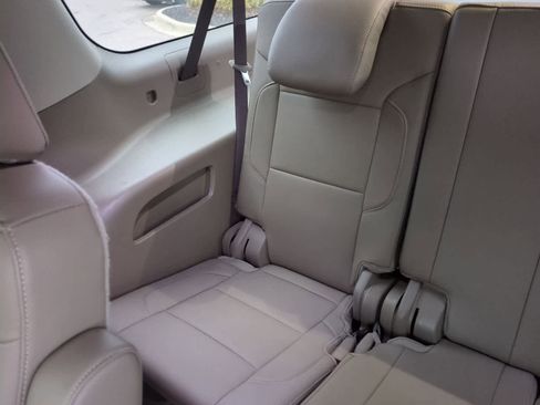 Used 2020 GMC Yukon XL SLT w/ Open Road Package image 23