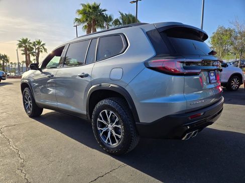 Used 2024 GMC Acadia AT4 w/ Luxury Package AWD/4WD image 4