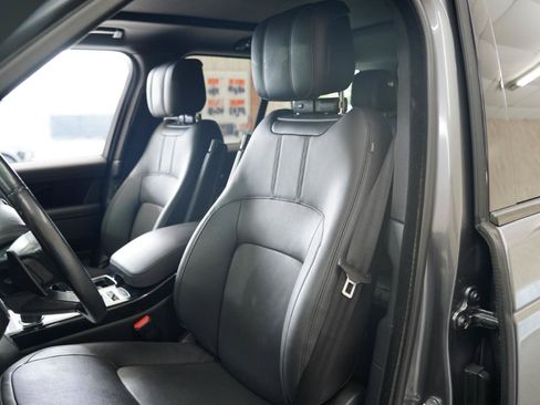 Used 2018 Land Rover Range Rover HSE AWD/4WD image 25