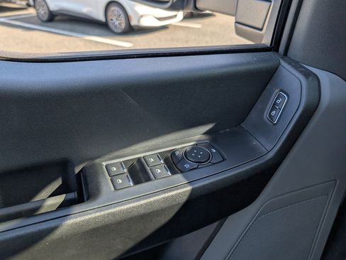 New 2025 Ford F550 4x4 Crew Cab image 23