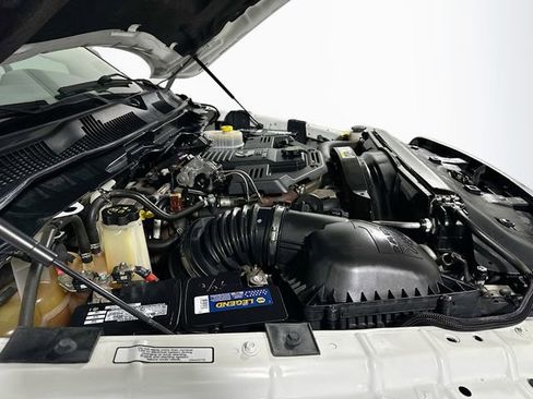 Used 2016 RAM 3500 Tradesman w/ Chrome Appearance Group image 19