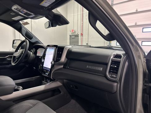 New 2026 RAM 1500 Big Horn AWD/4WD image 34