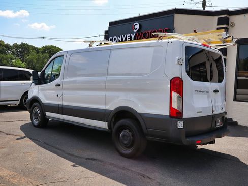 Used 2018 Ford Transit 250 130 Low Roof RWD image 6