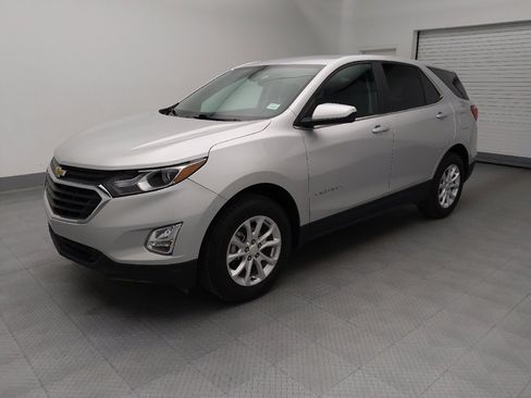 Used 2021 Chevrolet Equinox LT AWD/4WD image 2
