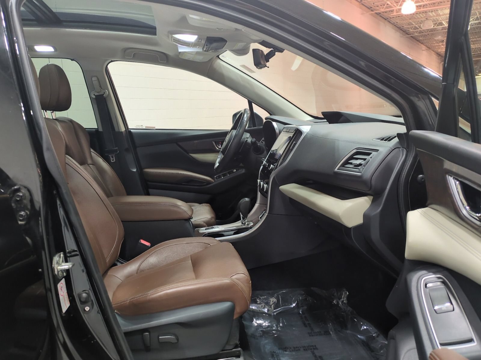 Used 2019 Subaru Ascent Touring w/ Popular Package #2A AWD/4WD image 9