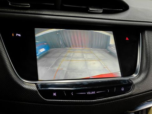 Used 2018 Cadillac XT5 FWD image 27