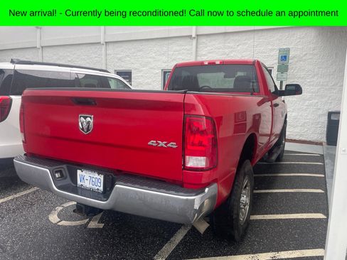 Used 2018 RAM 2500 Tradesman w/ Chrome Appearance Group AWD/4WD image 3
