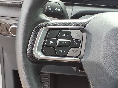Used 2025 Ford Mustang Coupe RWD image 21