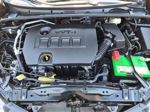 Used 2014 Toyota Corolla LE FWD image 21