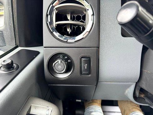 Used 2016 Ford F250 XLT image 19