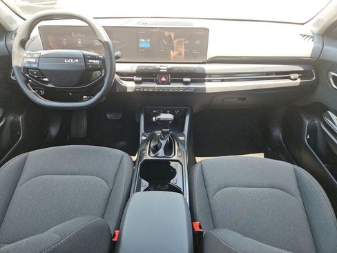 Used 2025 Kia K4 FWD image 19