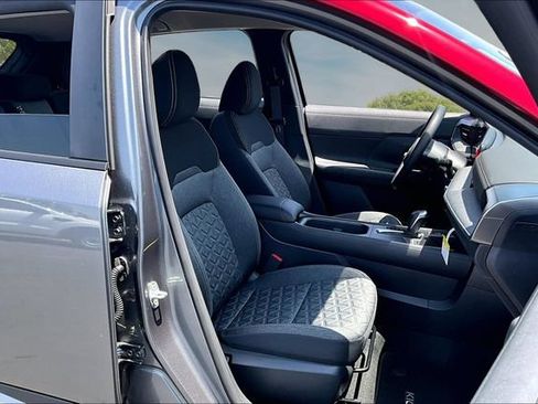 New 2026 Nissan Kicks SV w/ Cold Weather Package FWD image 9