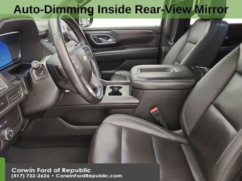 Used 2024 Chevrolet Suburban LT image 13