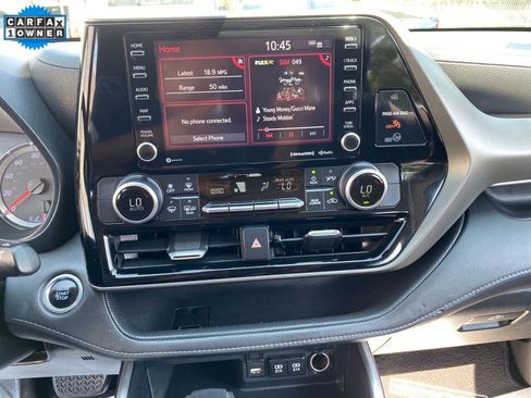 Used 2020 Toyota Highlander LE image 33