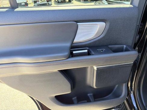 Certified 2025 Ford Expedition Active image 11