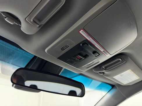 Used 2019 Toyota Camry SE image 28