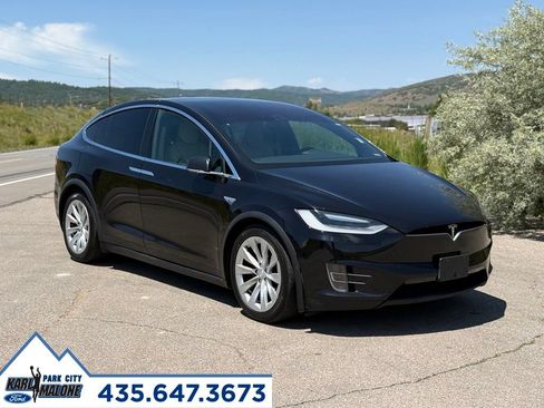 Used 2016 Tesla Model X 90D AWD/4WD image 7