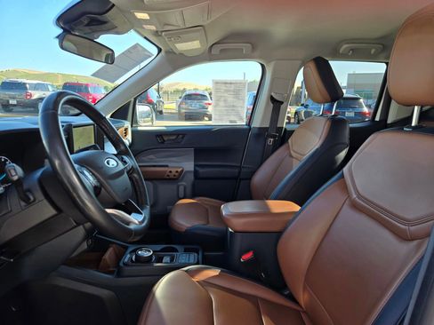 Certified 2024 Ford Maverick Lariat FWD image 29