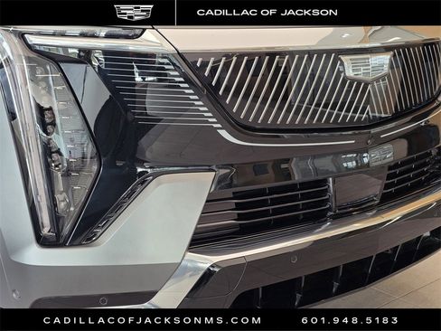 New 2026 Cadillac Escalade IQ Luxury 2 image 4