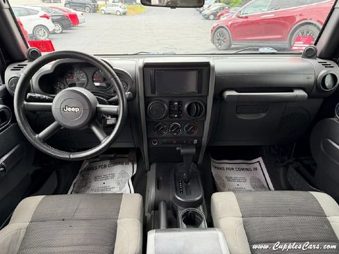 Used 2007 Jeep Wrangler Unlimited X w/ Dual Top Group RWD image 14