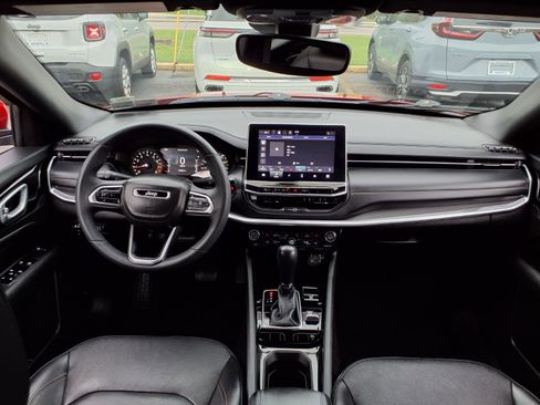 Certified 2023 Jeep Compass Limited AWD/4WD image 11