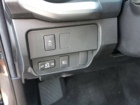 Used 2023 Toyota Tacoma SR5 AWD/4WD image 24