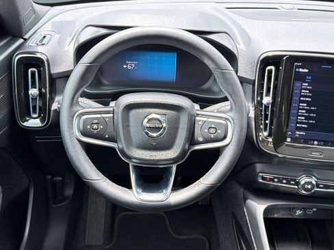 Used 2023 Volvo C40 P8 Recharge Ultimate AWD/4WD image 17