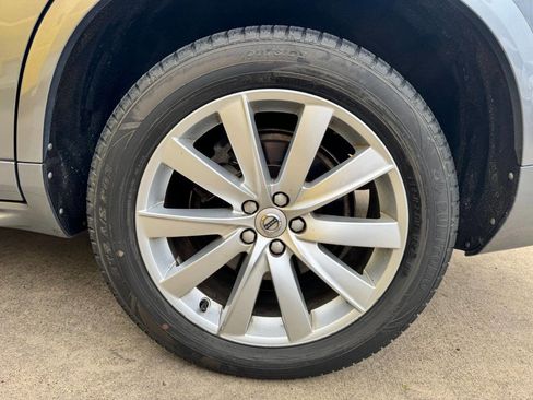 Used 2016 Volvo XC90 T6 Momentum w/ Momentum Plus Package image 33