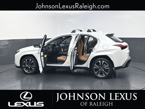 New 2025 Lexus UX 300h FWD image 37