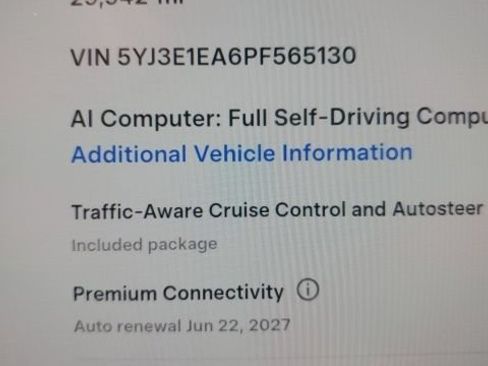 Used 2023 Tesla Model 3 Standard Range RWD image 4